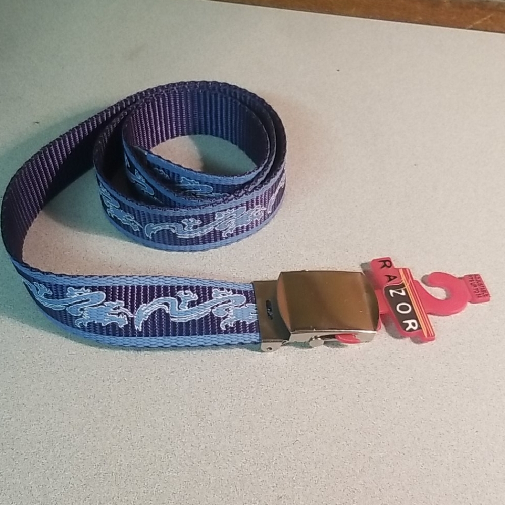 3 Razor Cloth Belts - Picture 3 of 5